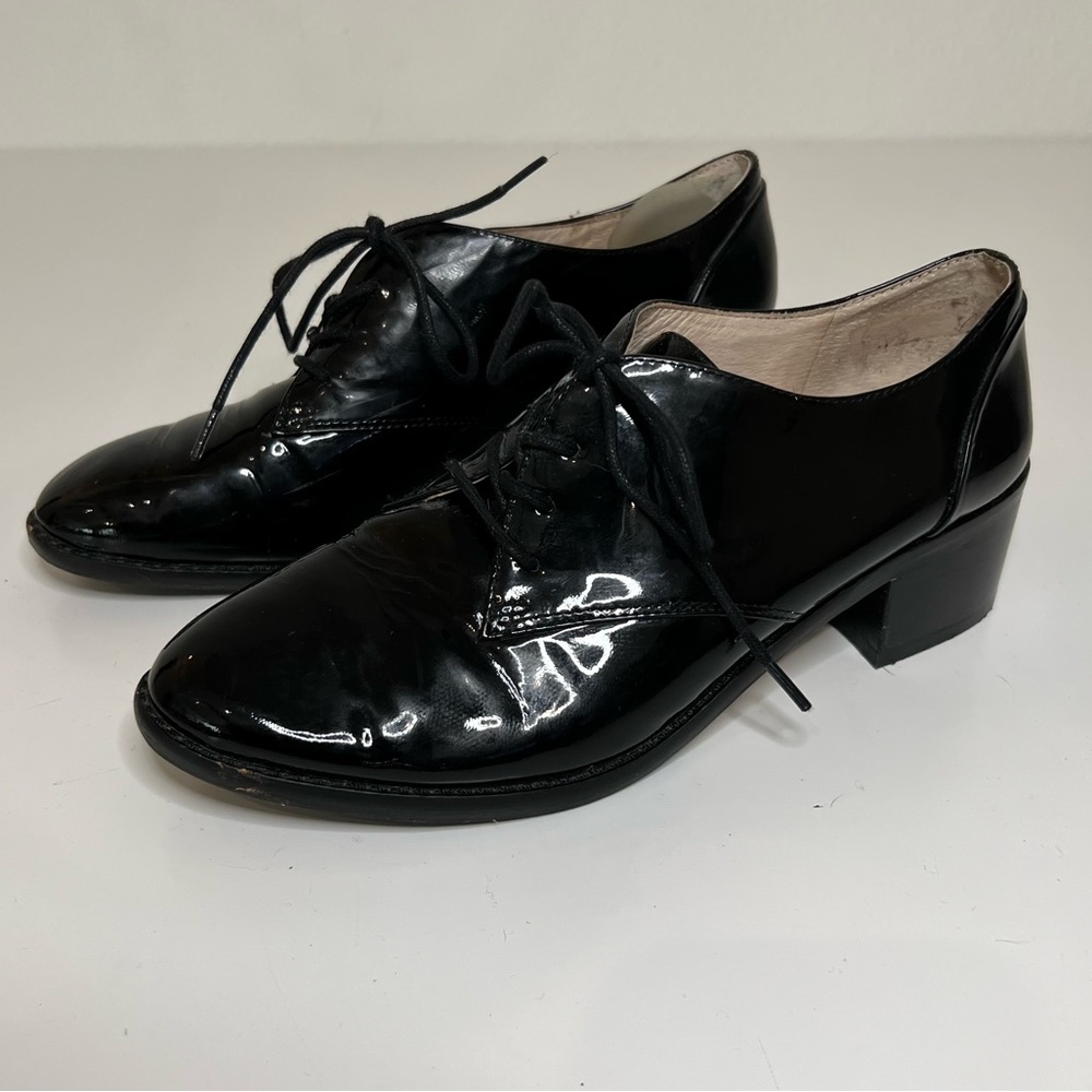 Louise et Cie Black Patent Loafers size 6